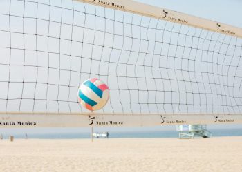 Essential Beach Games for a Day of Fun Outdoors
