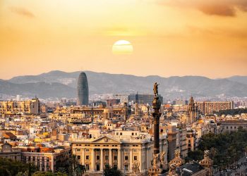 A Cultural Journey Through Barcelona’s Architecture
